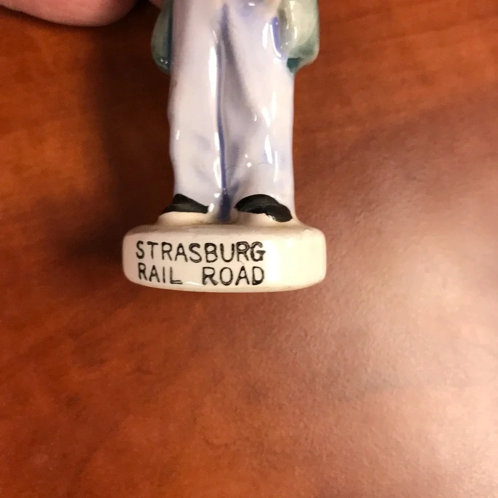 Vintage Strasburg‎ Rail Road Conductor Shaker Japan